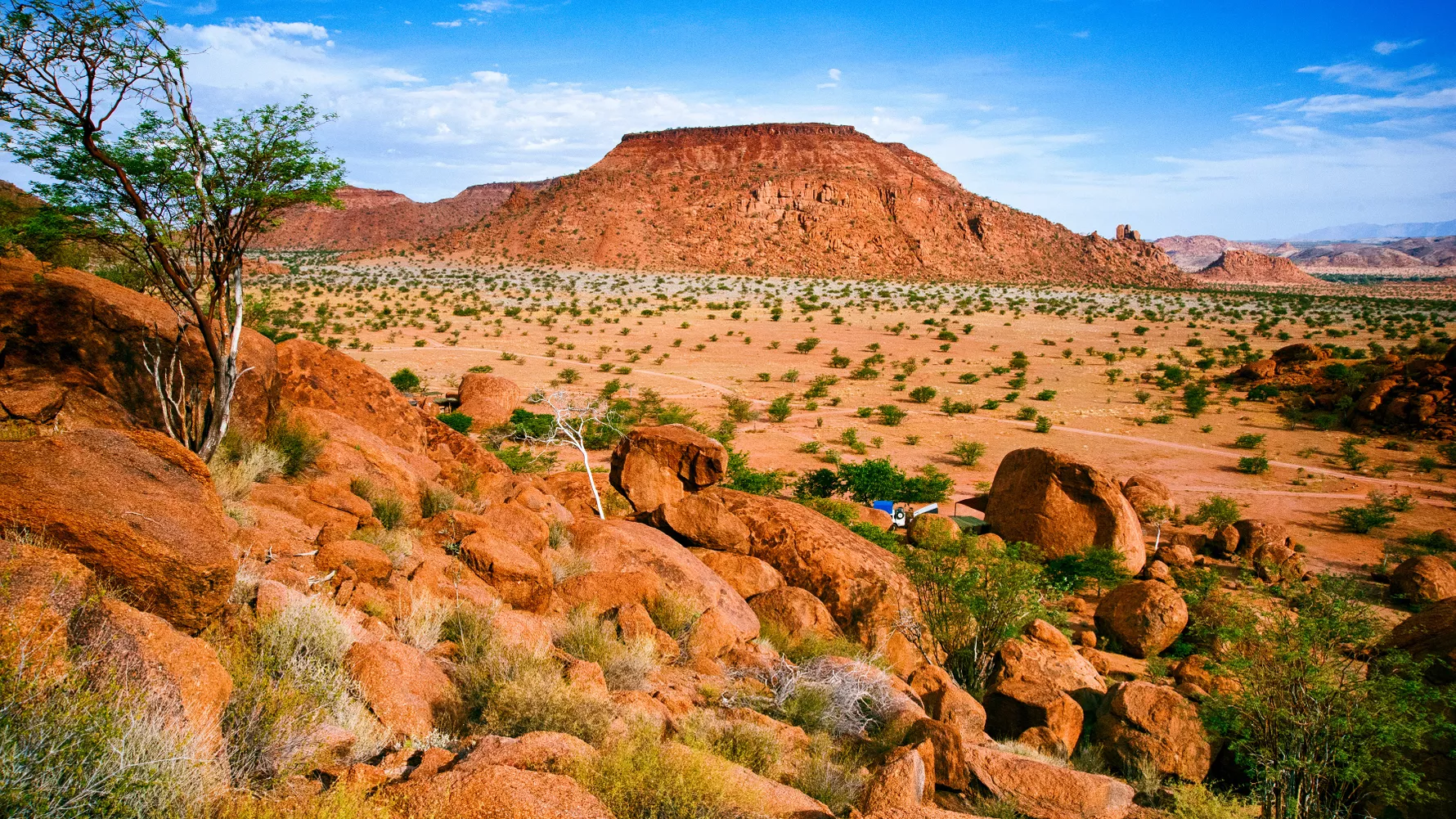 blog ratgeber namibia damaraland wueste felsen himmel natucate